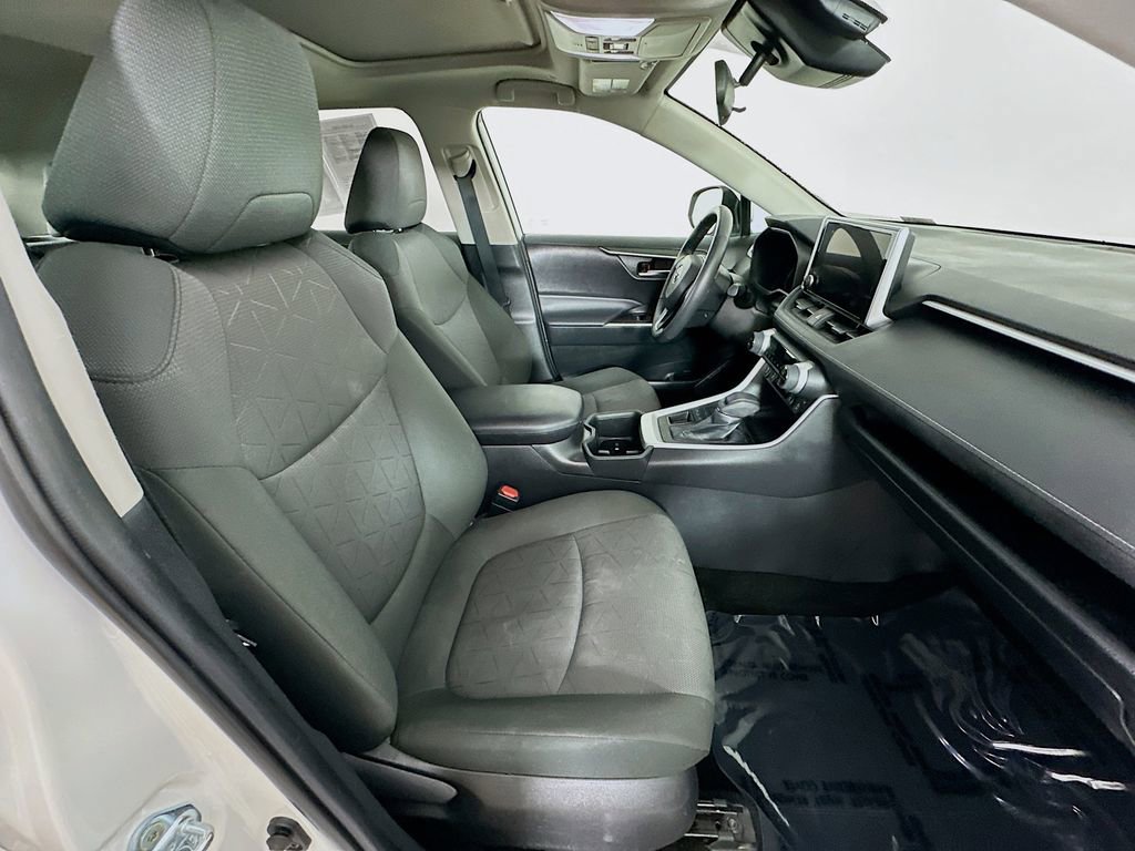 Used 2023 Toyota RAV4 XLE w/ Convenience Package image 37