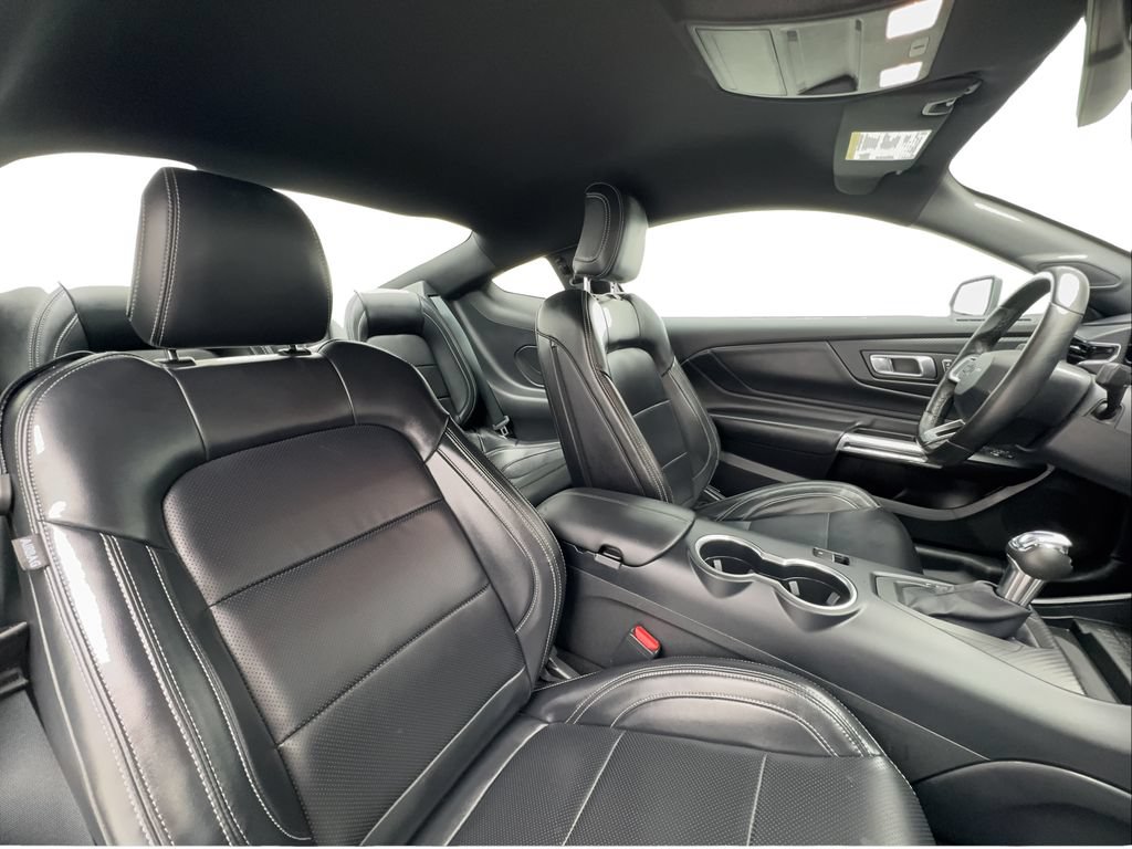 Used 2024 Ford Mustang Coupe RWD image 25