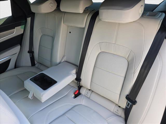 New 2026 Jaguar F-PACE R-Dynamic S image 11