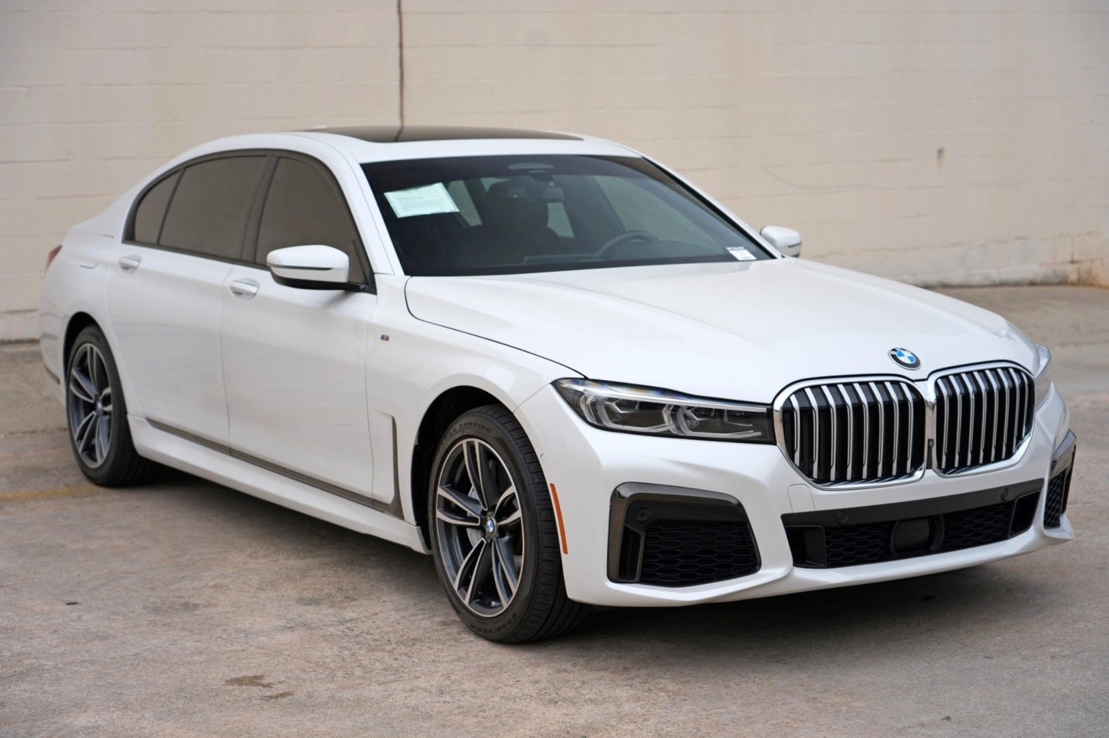 Used 2020 BMW 750i xDrive w/ Executive Package AWD/4WD image 60