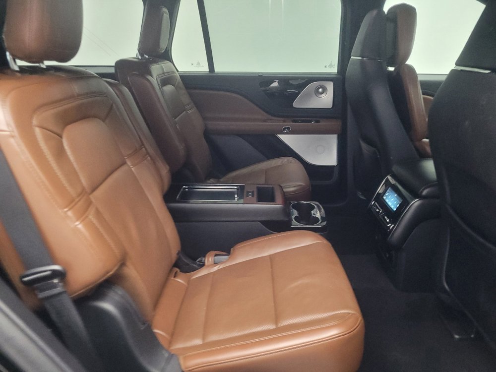 Used 2021 Lincoln Aviator Reserve w/ Equipment Group 208A AWD/4WD image 19