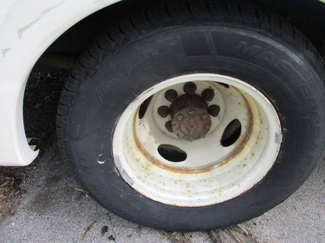 Used 2018 Ford E-450 and Econoline 450 Super Duty w/ Shuttle Bus Prep Package RWD image 30