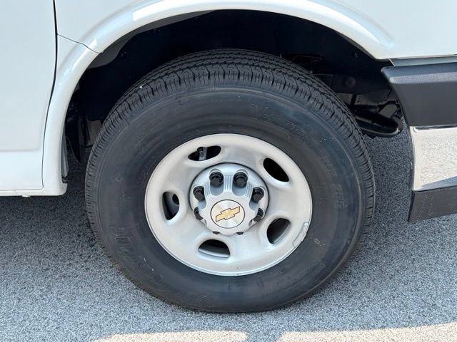 New 2026 Chevrolet Express 3500 w/ Power Convenience Package RWD image 11