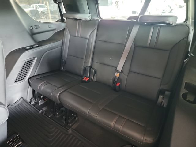 Used 2024 Chevrolet Tahoe RST w/ Luxury Package RWD image 24