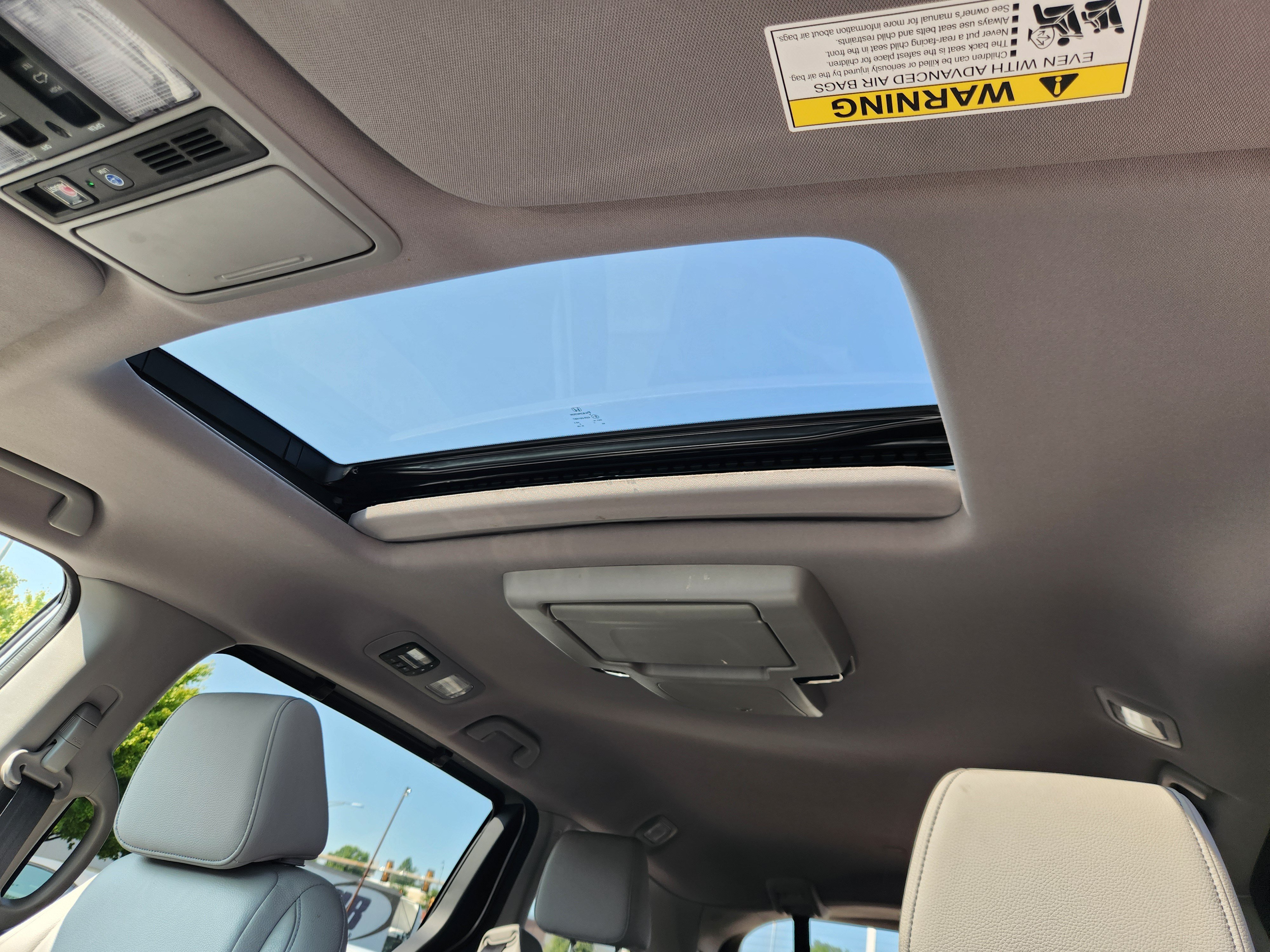Certified 2023 Honda Odyssey Touring image 16