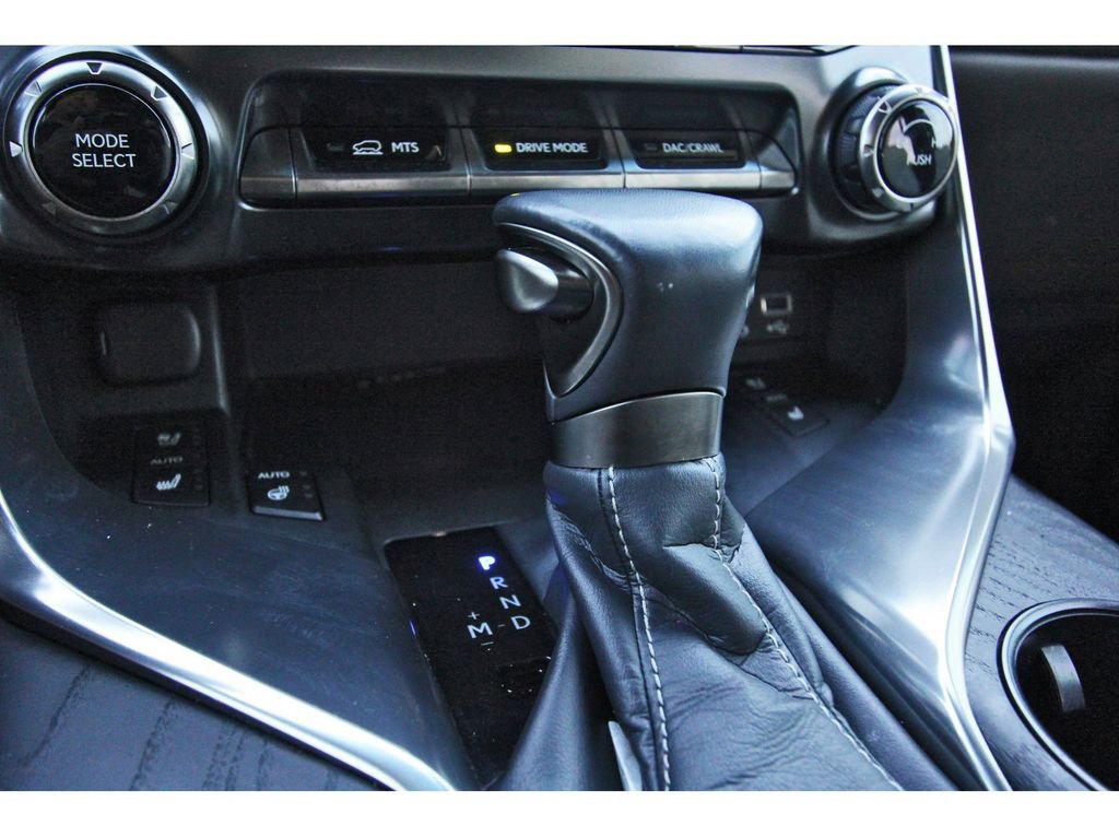 Used 2023 Lexus LX 600 4WD w/ Accessory Package (Z1) image 23