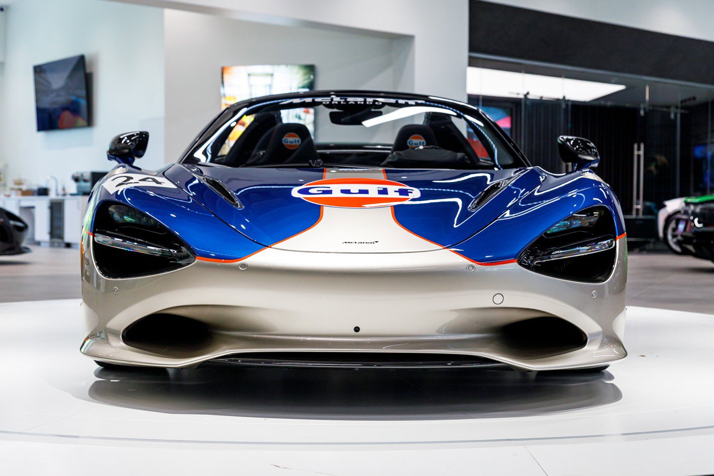 New 2024 McLaren 750S Spider image 14