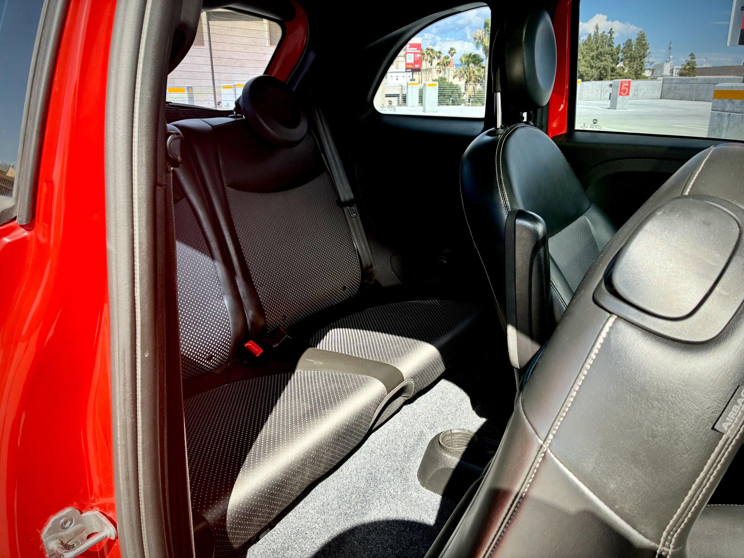 Used 2018 FIAT 500 e FWD image 26