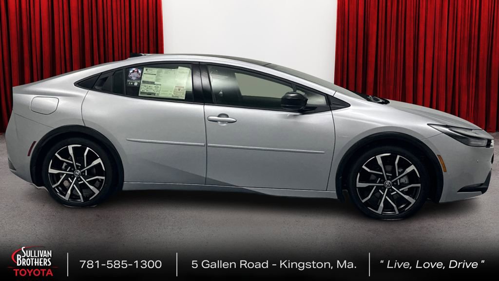 New 2026 Toyota Prius Plug-In Hybrid image 4