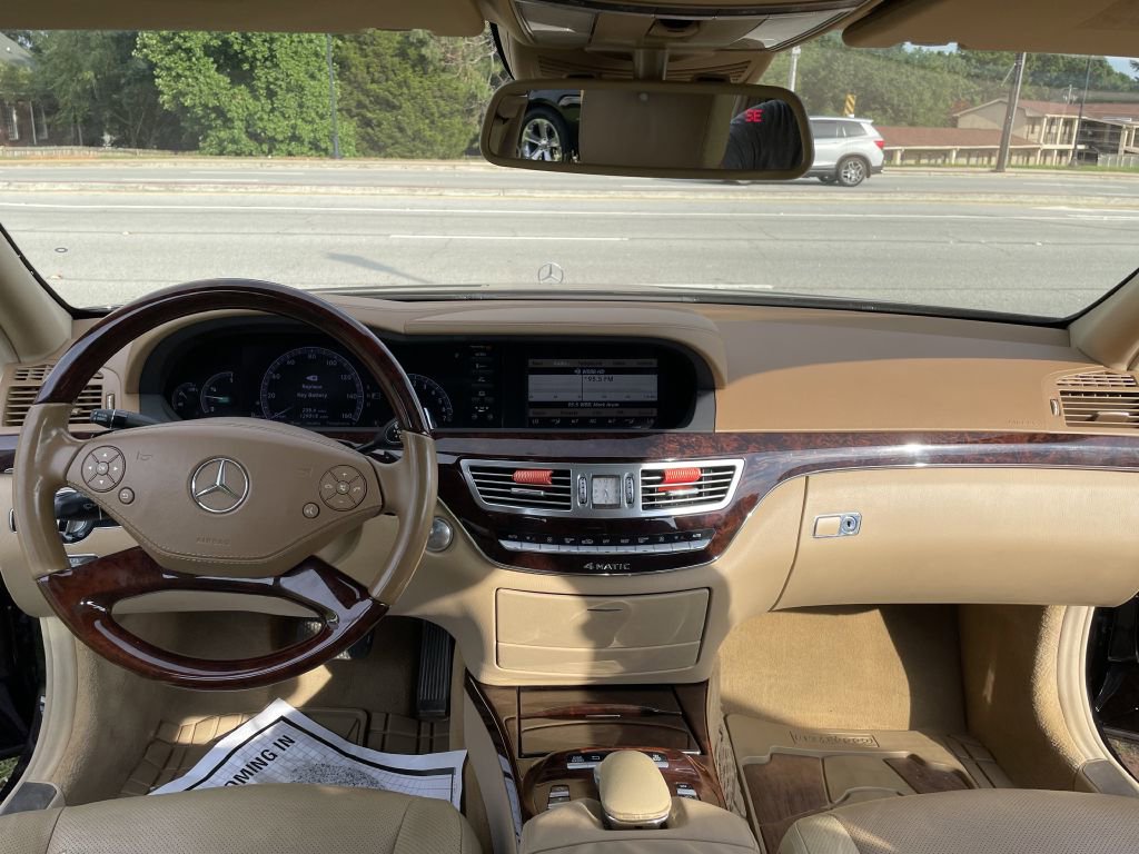 Used 2013 Mercedes-Benz S 550 4MATIC image 18