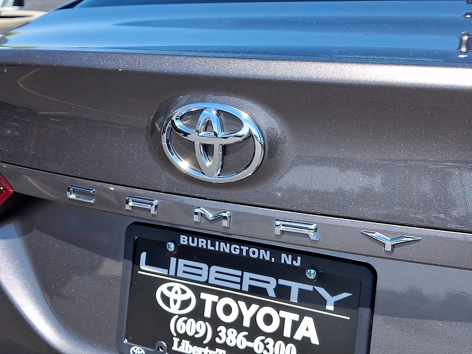 Used 2023 Toyota Camry LE AWD/4WD image 29