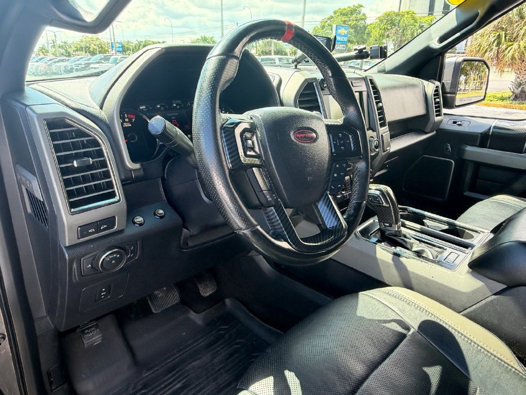 Used 2018 Ford F150 Raptor w/ Equipment Group 802A Luxury AWD/4WD image 10