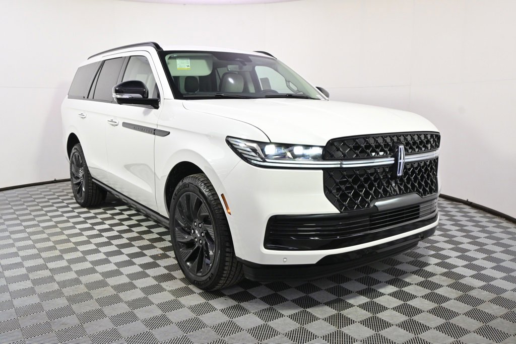 New 2026 Lincoln Navigator Reserve image 9