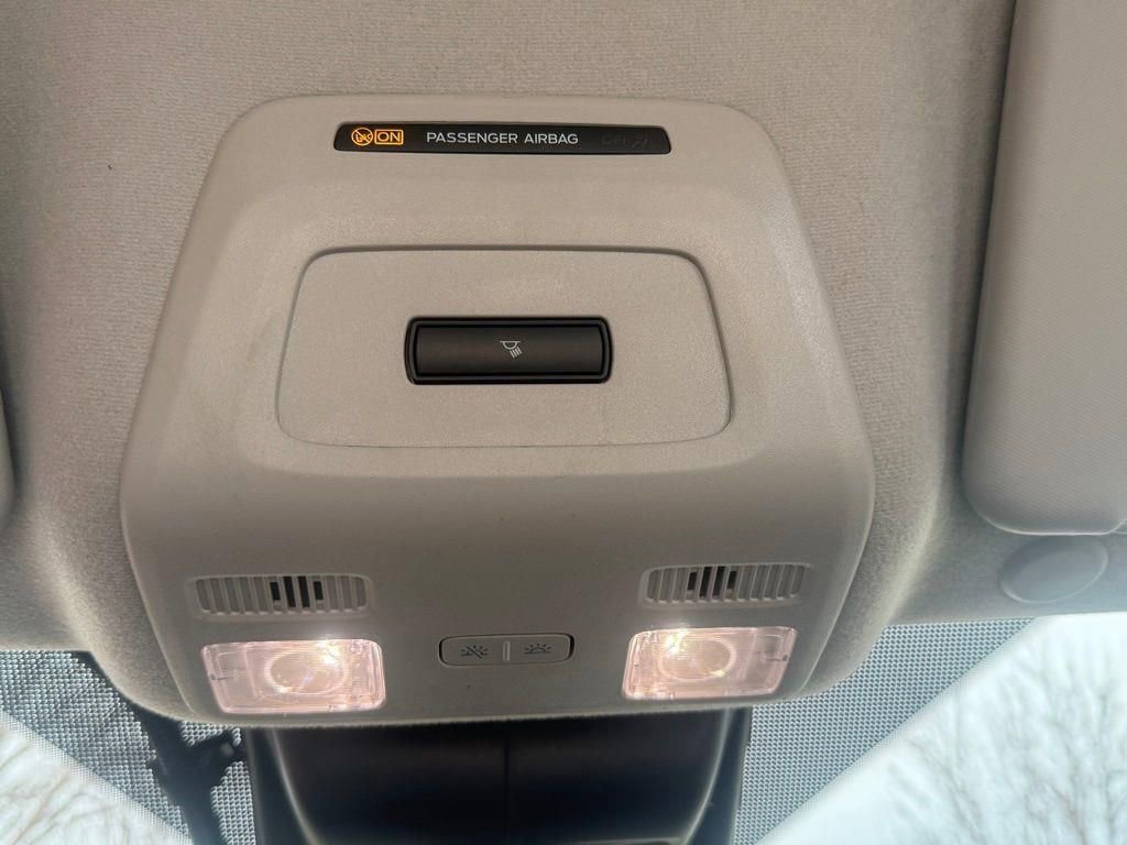 Used 2025 Ford Transit 250 148 Medium Roof image 33