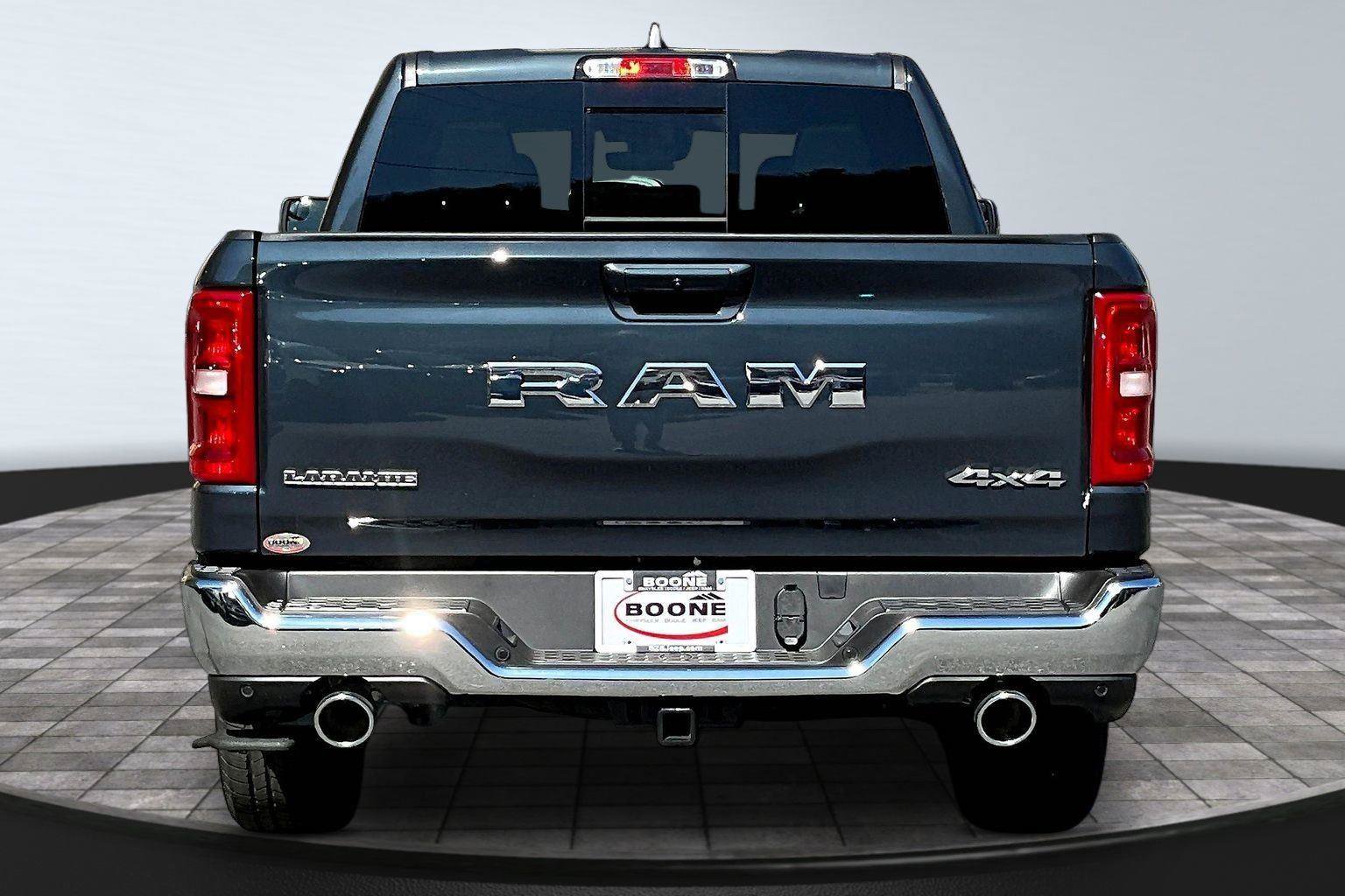 New 2026 RAM 1500 Laramie AWD/4WD image 4