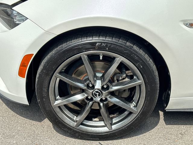 Used 2020 MAZDA MX-5 Miata RF Grand Touring RWD image 23