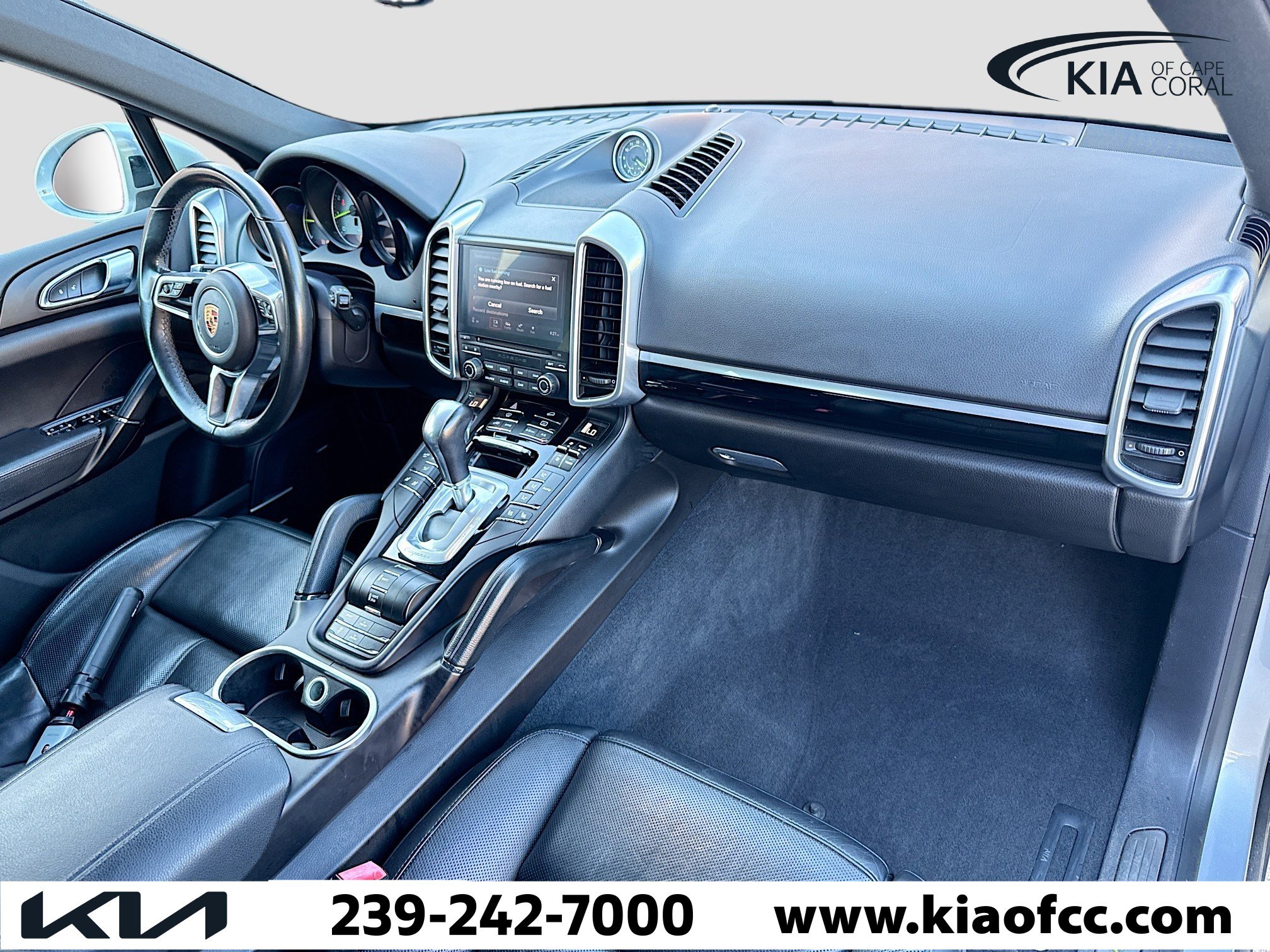 Used 2017 Porsche Cayenne S image 13