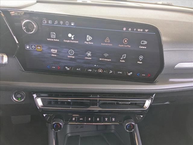 Used 2024 Chevrolet Traverse LT image 15