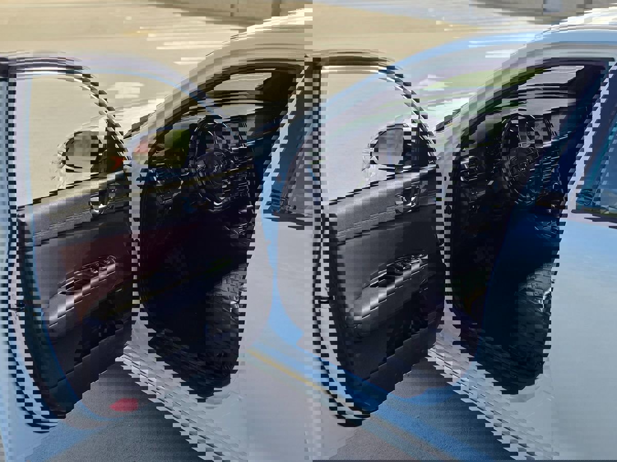 Used 2018 Kia Optima SX w/ Technology Package image 45