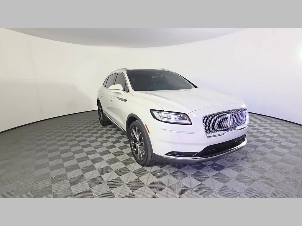 Used 2022 Lincoln Nautilus Reserve w/ Luxury Package image 52