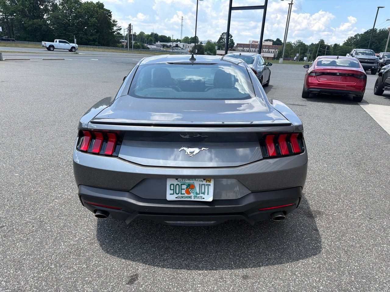 Used 2025 Ford Mustang Premium RWD image 7