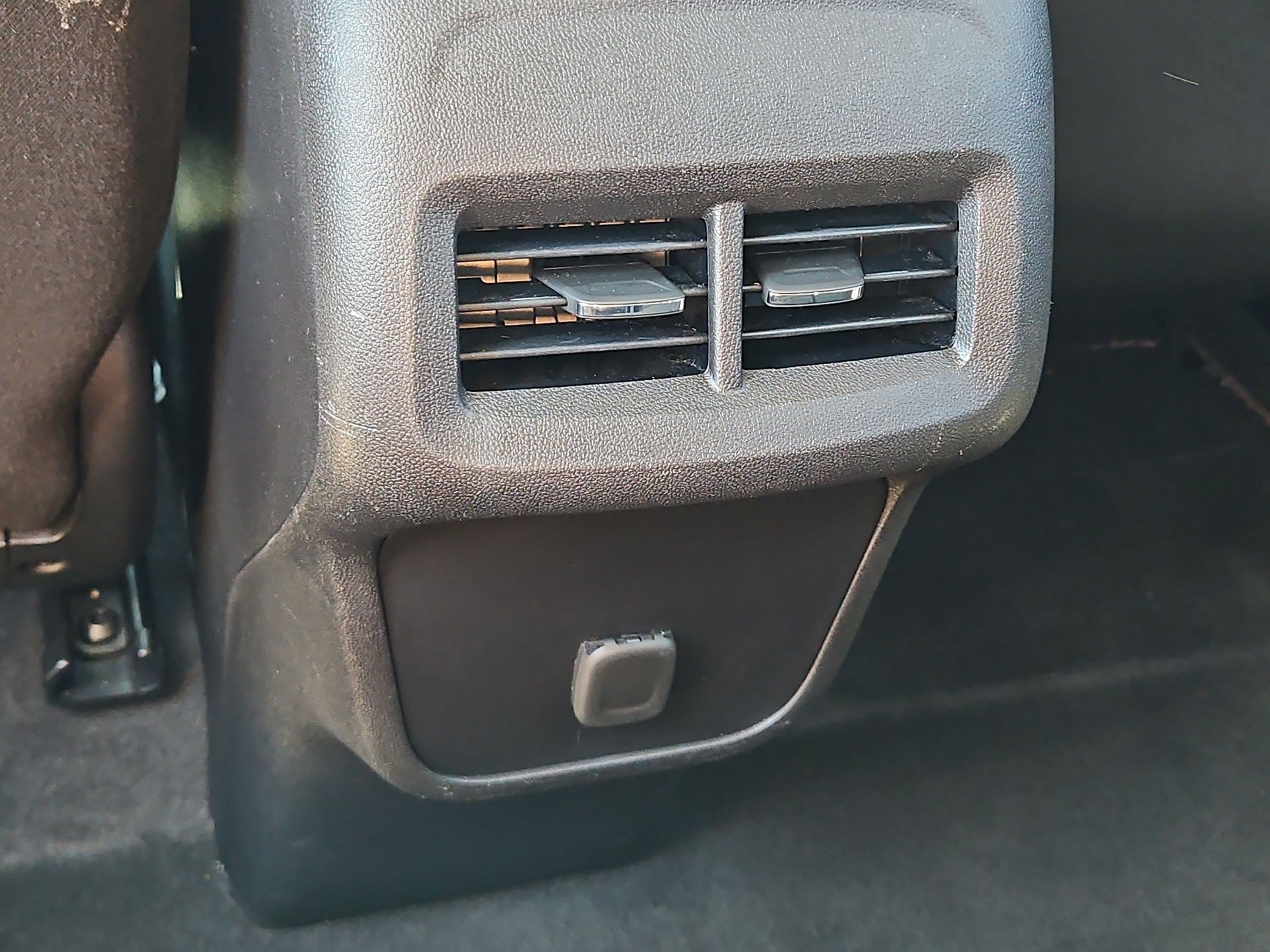 Certified 2018 Chevrolet Equinox LT FWD image 27