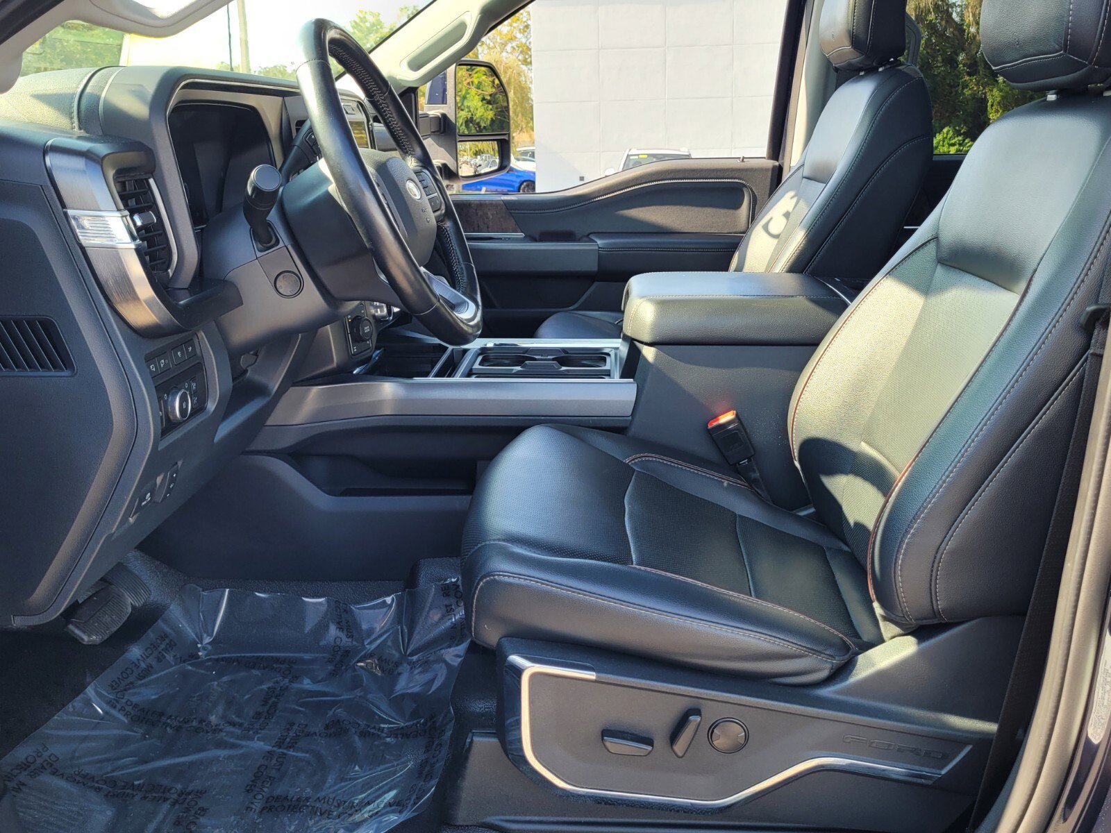 Used 2023 Ford F350 Lariat w/ Lariat Ultimate Package image 11