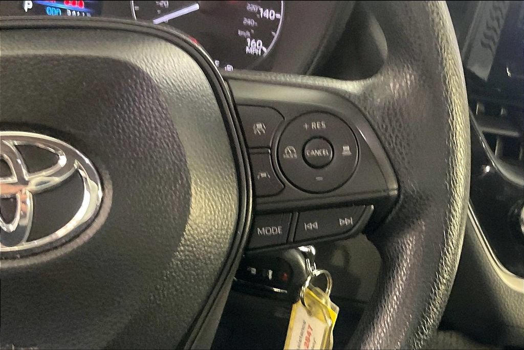 Used 2025 Toyota Corolla LE FWD image 24