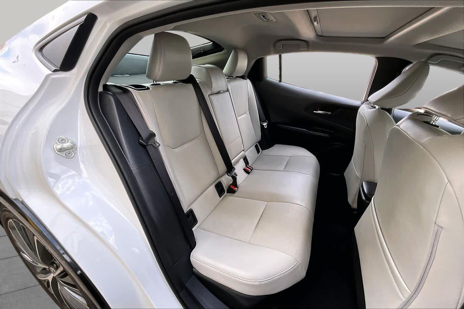 Used 2024 Toyota Prius Limited FWD image 20