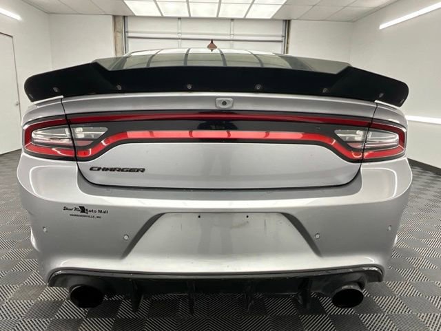 Used 2017 Dodge Charger R/T RWD image 22