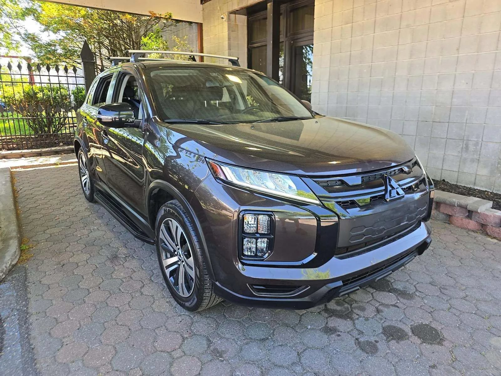 Used 2023 Mitsubishi Outlander Sport SE AWD/4WD image 4