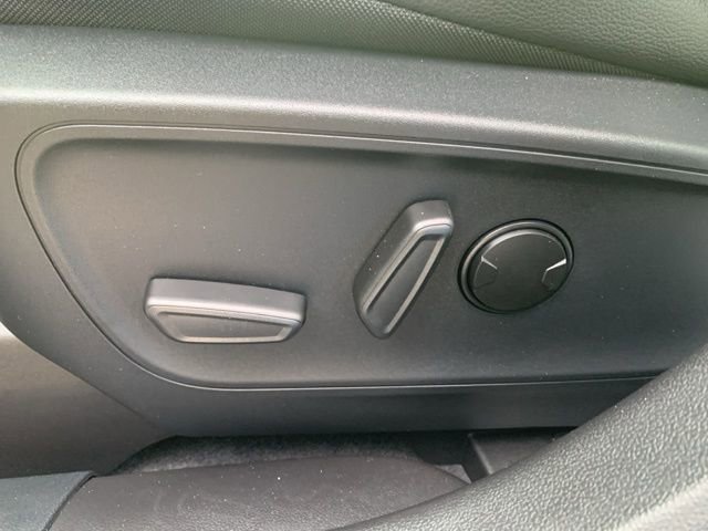 New 2026 Ford Escape SE w/ PHEV Premium Package image 11