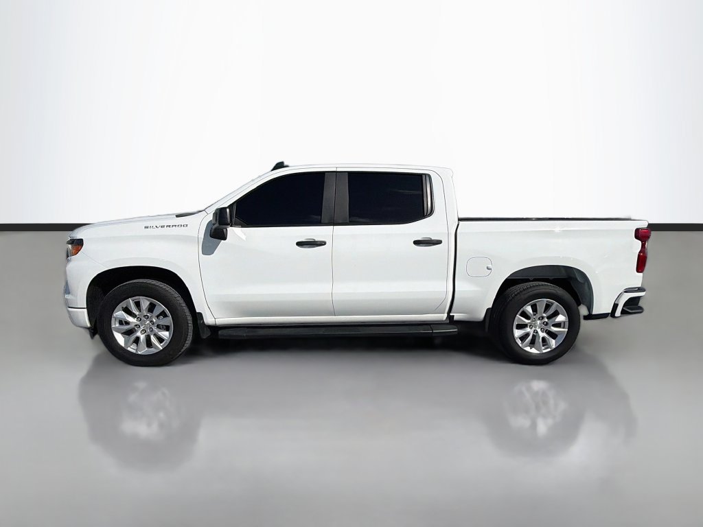 Used 2024 Chevrolet Silverado 1500 Custom w/ LPO, Dark Essentials Package RWD image 4