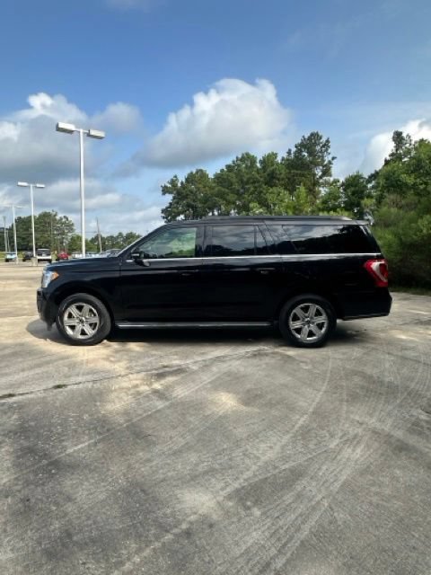 Used 2019 Ford Expedition Max XLT w/ Equipment Group 202A AWD/4WD image 8