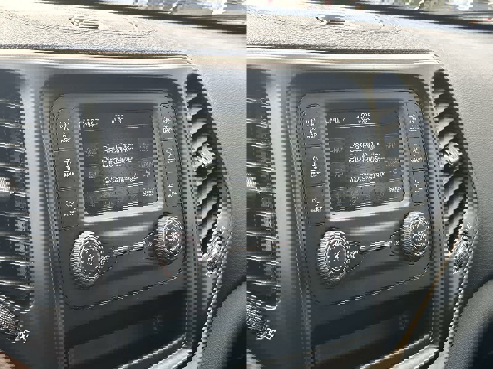 Certified 2018 Jeep Cherokee Latitude image 17