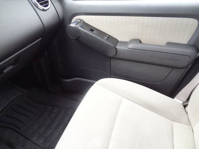Used 2008 Ford Explorer XLT RWD image 23