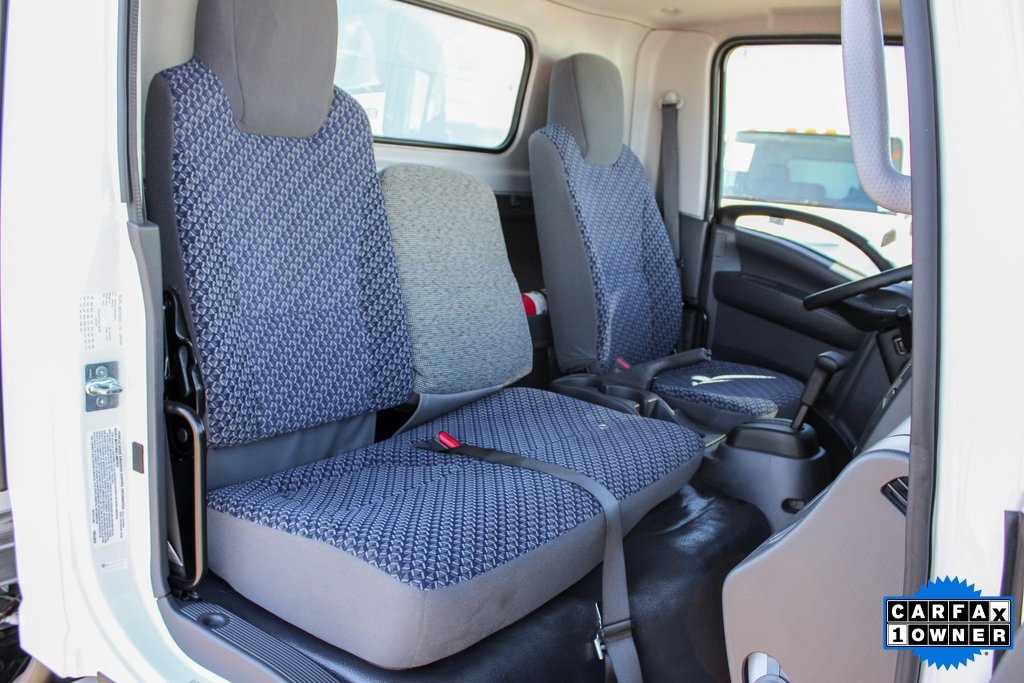 Used 2024 Isuzu NPR image 28