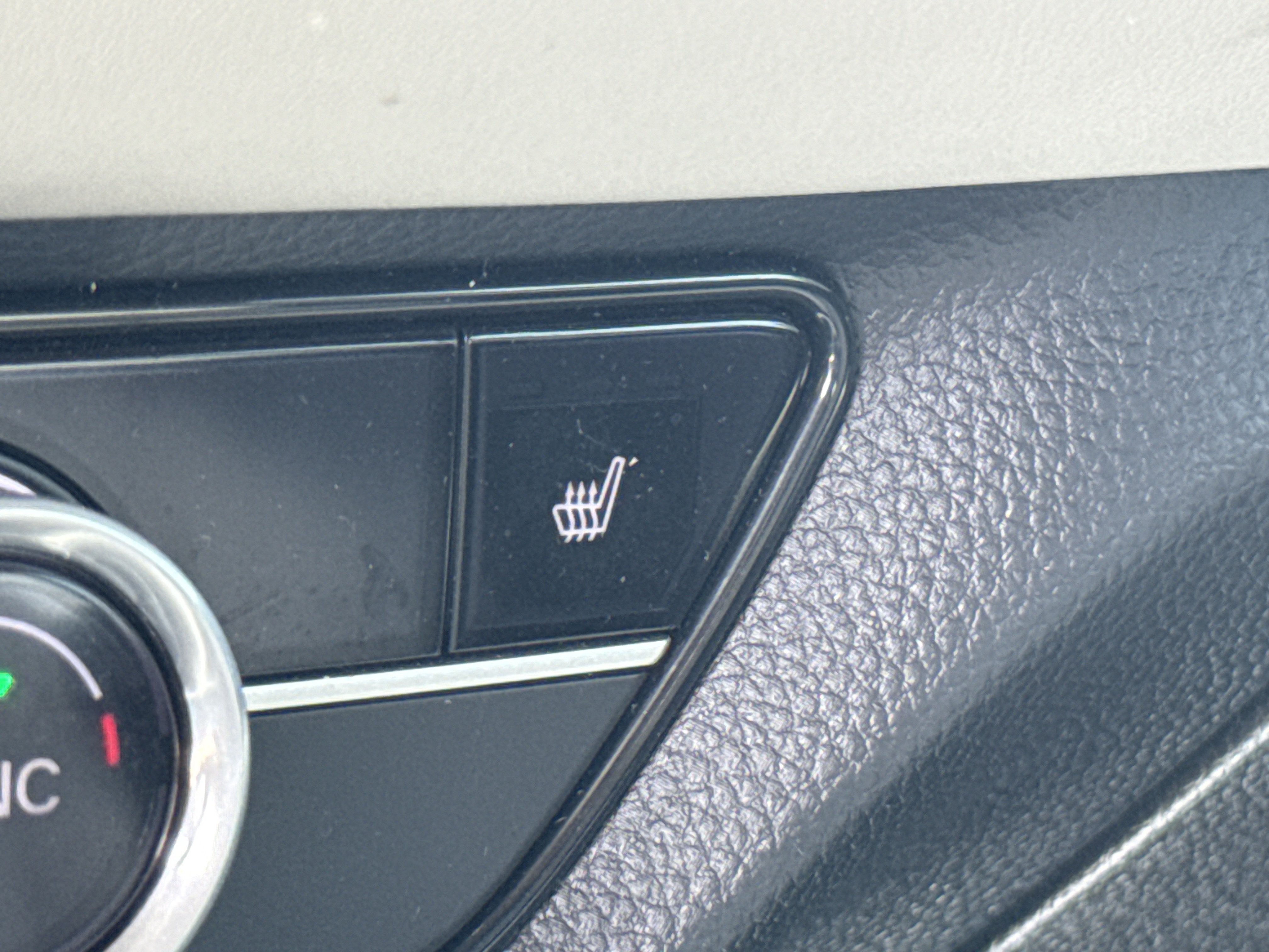 Certified 2025 Honda HR-V EX-L image 30