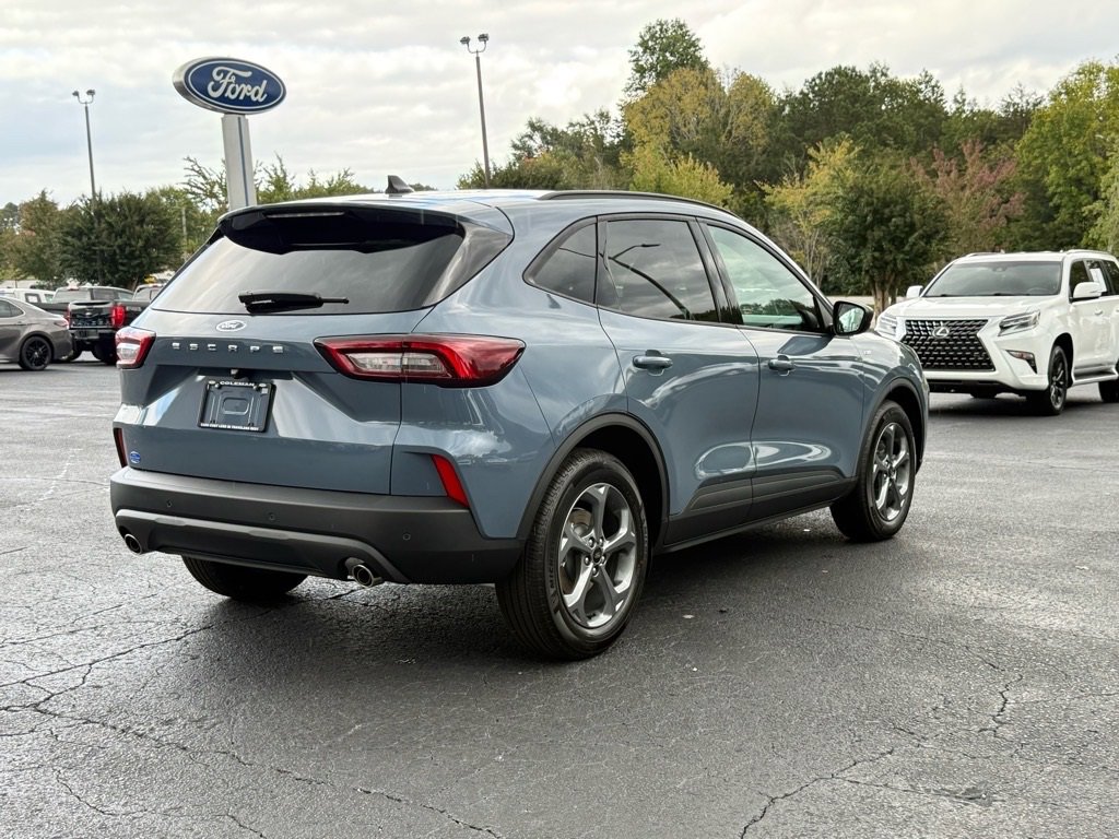 New 2026 Ford Escape ST-Line w/ Tech Pack #1 image 4