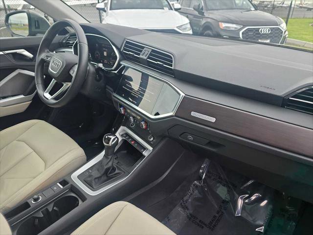 Used 2023 Audi Q3 2.0T Premium Plus w/ Premium Plus Package image 12