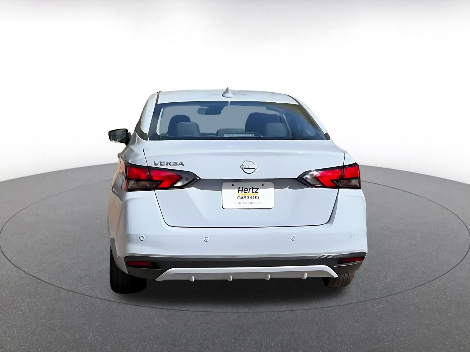 Used 2025 Nissan Versa SV FWD image 12