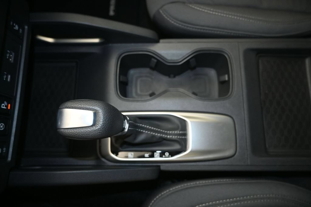 Certified 2022 Nissan Frontier SV RWD image 17