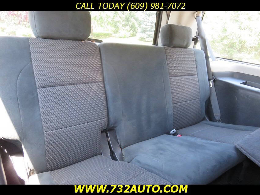 Used 2014 Nissan Armada SV AWD/4WD image 11