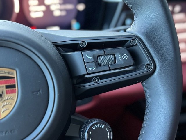 Certified 2025 Porsche Macan Electric image 22