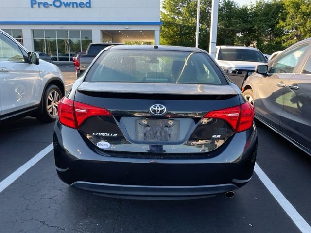 Used 2017 Toyota Corolla SE w/ SE Premium Package image 8
