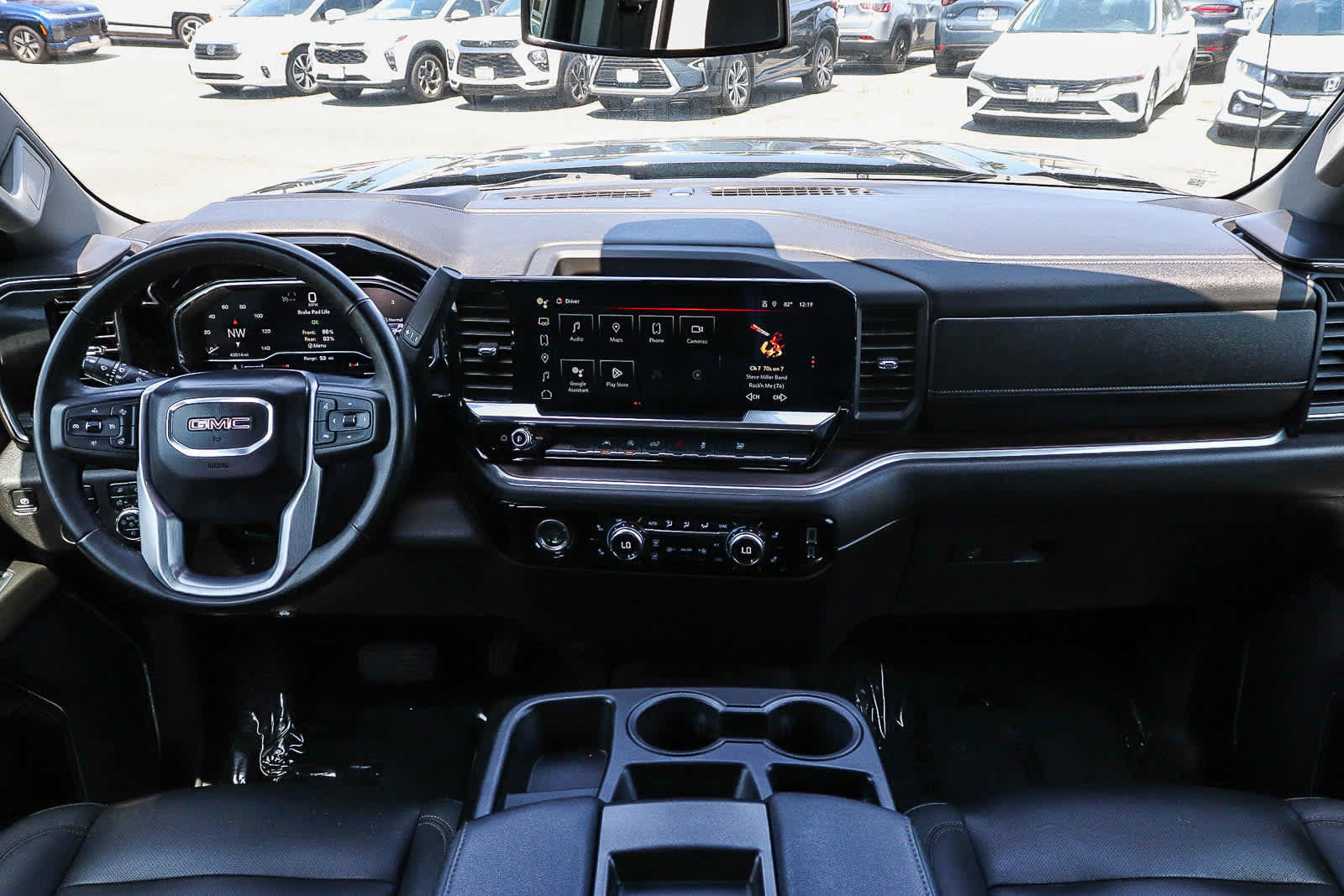 Used 2024 GMC Sierra 1500 SLT AWD/4WD image 18