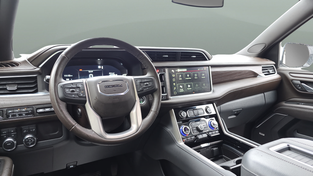 Used 2022 GMC Yukon XL Denali AWD/4WD image 26