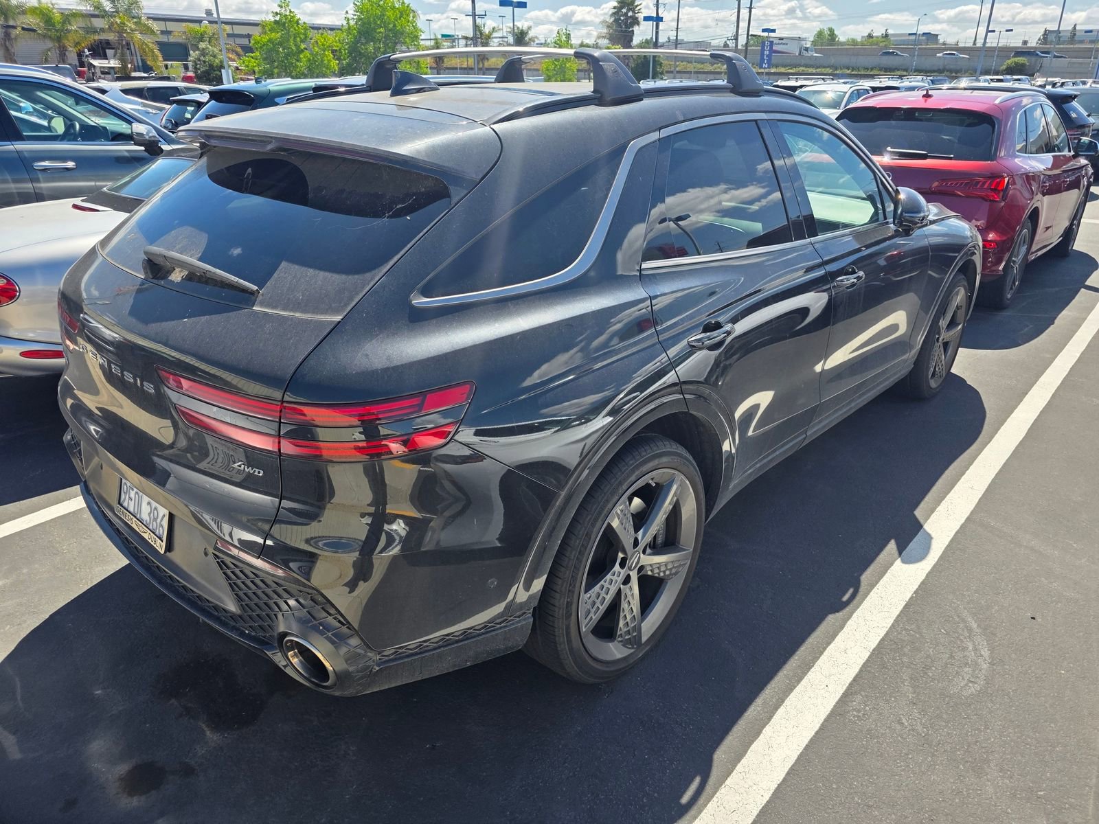 Used 2023 Genesis GV70 2.5T w/ Sport Prestige Package image 3