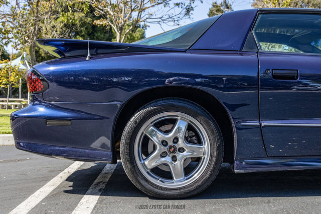 Used 2002 Pontiac Firebird Trans Am RWD image 10