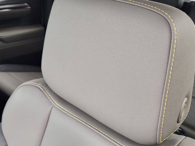 Used 2024 Chevrolet Silverado 1500 ZR2 w/ Technology Package image 16